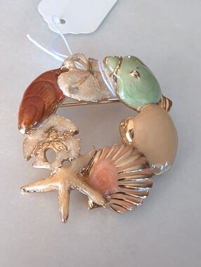 Jonette Jewelry Seashell Brooch